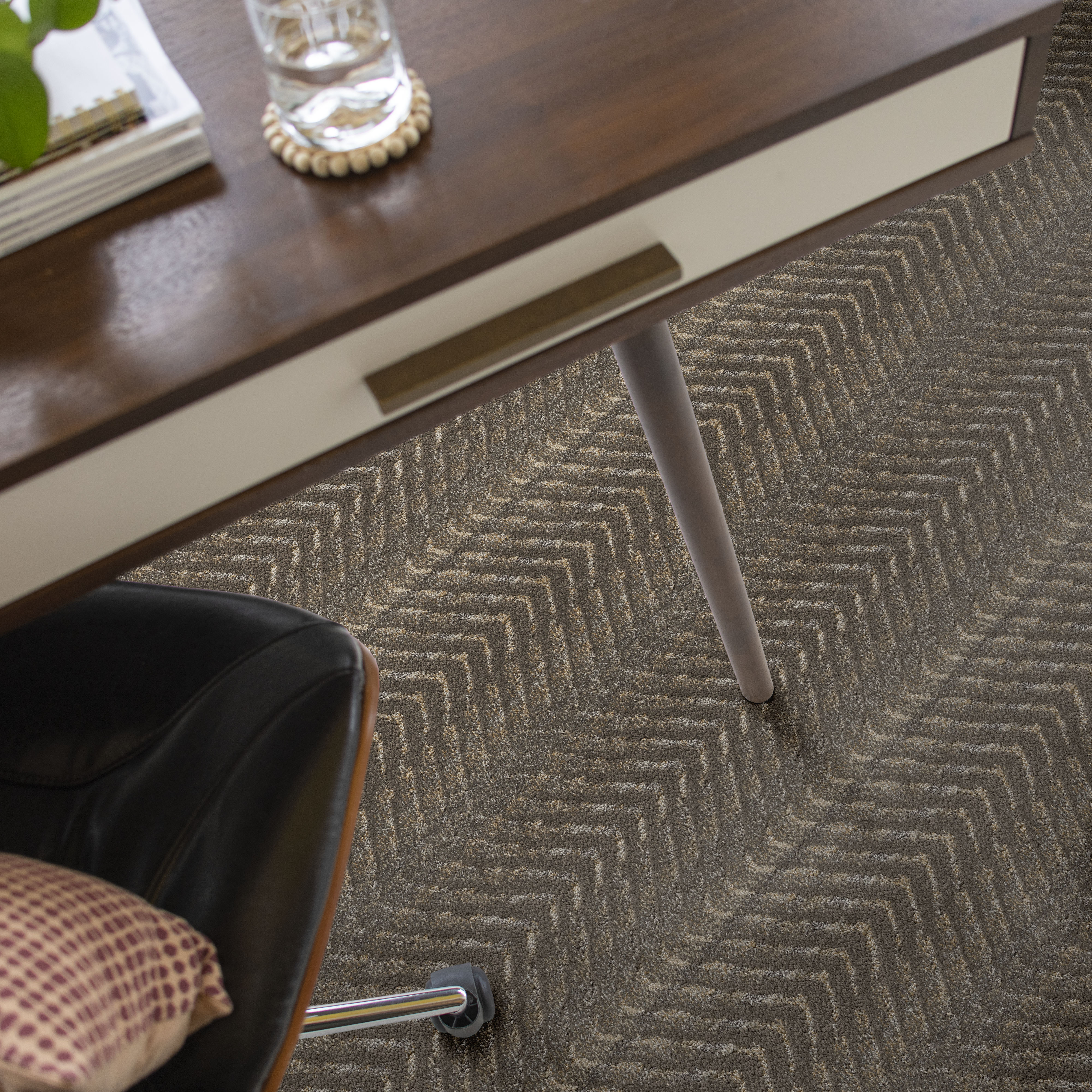 Icon - 100% ANSO® High Performance PET in Driftwood | AndersonTuftex